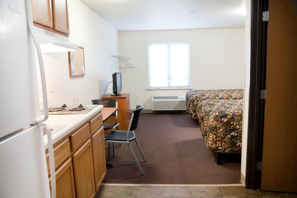 Woodspring Suites Sioux Falls Værelse billede